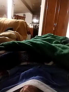 Snapshot of Ricuss9 chatting on 11-13-25, 08:13 Ricuss9 online show from 11-13-25, 08:13