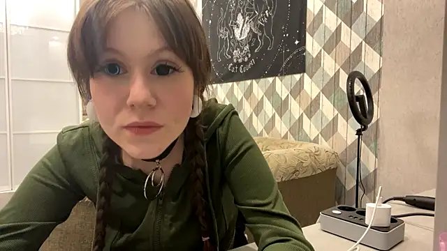 RebelKitsune online show from 10-12-25, 06:29