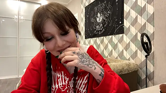 RebelKitsune online show from 10-16-25, 11:55