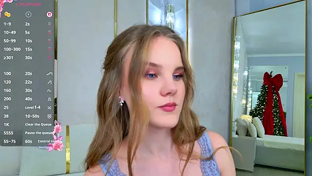 Snapshot of Lili_Lohan chatting on 11-28-25, 05:04 Lili Lohan online show from 11-28-25, 05:04