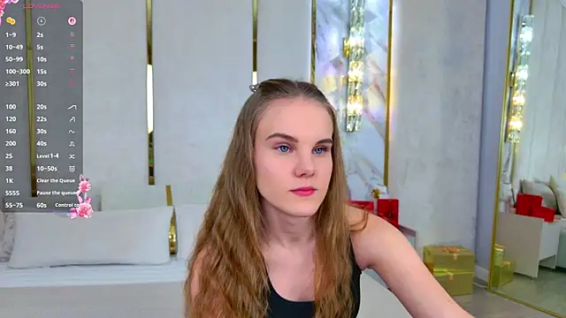 Snapshot of Lili_Lohan chatting on 12-05-25, 05:09 Lili Lohan online show from 12-05-25, 05:09