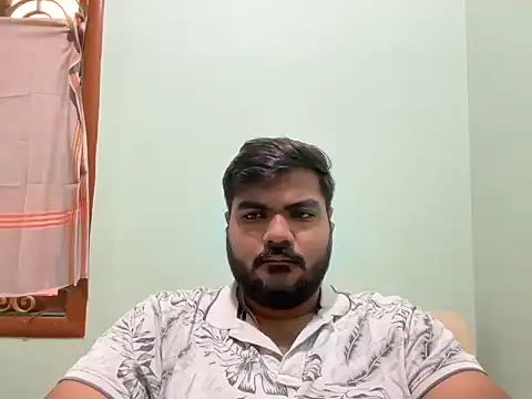 Snapshot of Romeo_Sam2 chatting on 10-18-25, 02:47 Romeo Sam2 online show from 10-18-25, 02:47