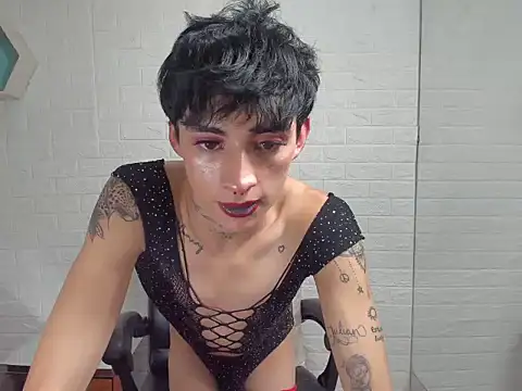 Mila Leon online show from 10-01-25, 03:34