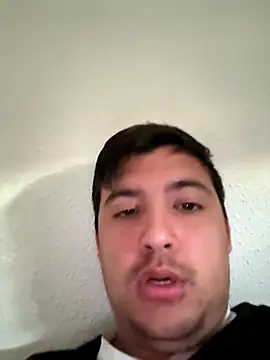 Snapshot of Luisgabi17 chatting on 09-28-25, 05:07 Luisgabi17 online show from 09-28-25, 05:07