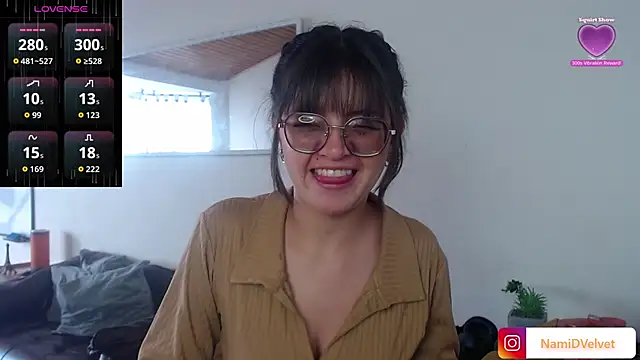 NamiDVelvet online show from 10-22-25, 03:12