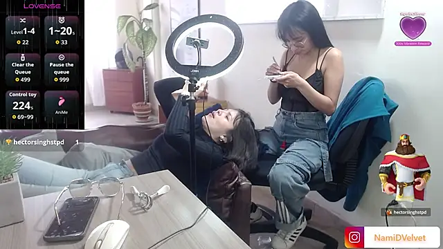 NamiDVelvet online show from 10-23-25, 08:07