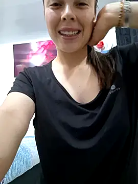 Snapshot of EmmaValencia_ chatting on 11-10-25, 04:28 EmmaValencia online show from 11-10-25, 04:28