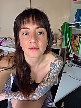 dandanbarr online show from 11-18-25, 04:22