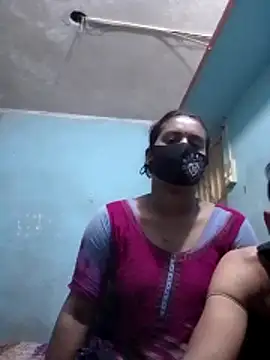 Snapshot of boni09 chatting on 11-09-25, 10:35 boni09 online show from 11-09-25, 10:35