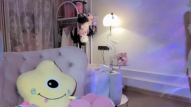 Snapshot of Titi-175 chatting on 11-03-25, 11:55 Titi-175 online show from 11-03-25, 11:55