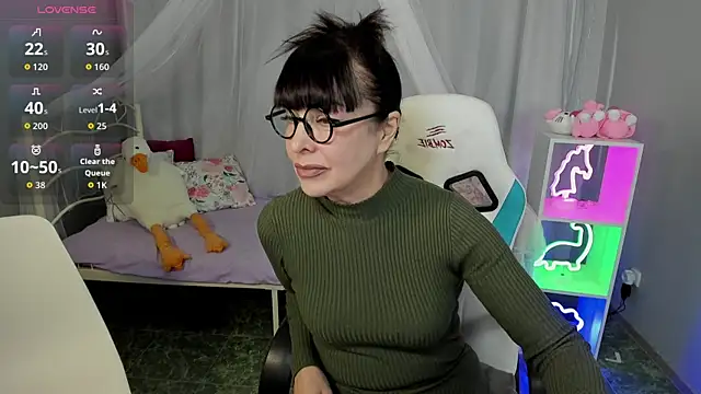 LindaRomero online show from 10-08-25, 09:18