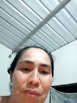 single-mother-indecent- online show from 11-08-25, 11:25