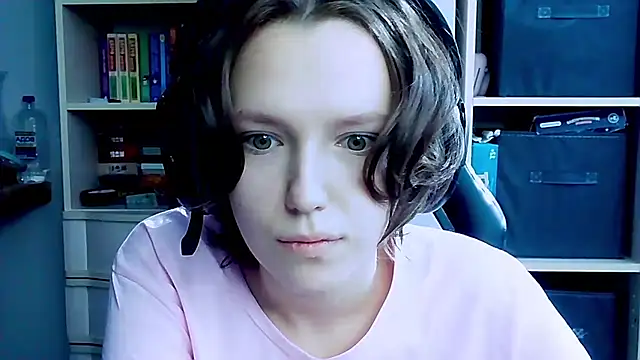 Diana-back online show from 10-04-25, 06:55