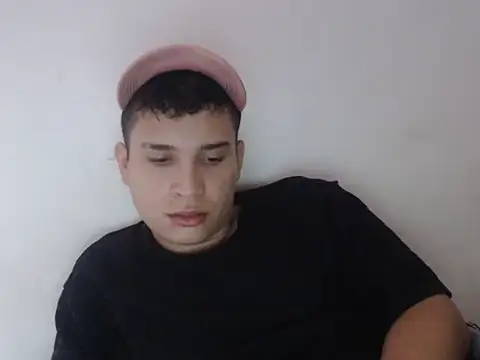 Snapshot of Alexhot2026 chatting on 10-08-25, 02:04 Alexhot2026 online show from 10-08-25, 02:04