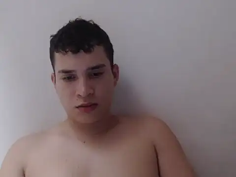 Snapshot of Alexhot2026 chatting on 10-16-25, 02:07 Alexhot2026 online show from 10-16-25, 02:07