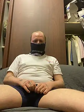 Littleboy133 online show from 01-18-26, 07:34