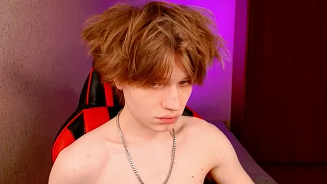 Snapshot of jeffreyue chatting on 10-09-25, 05:11 jeffreyue online show from 10-09-25, 05:11