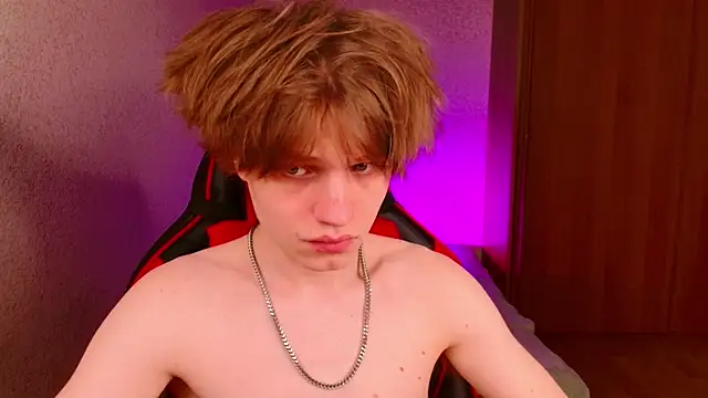 Snapshot of jeffreyue chatting on 10-20-25, 02:39 jeffreyue online show from 10-20-25, 02:39