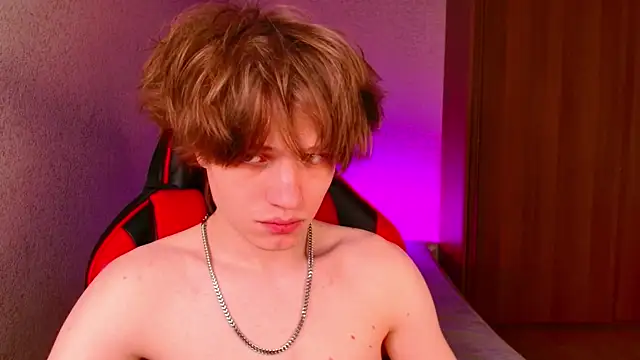 Snapshot of jeffreyue chatting on 10-25-25, 05:30 jeffreyue online show from 10-25-25, 05:30