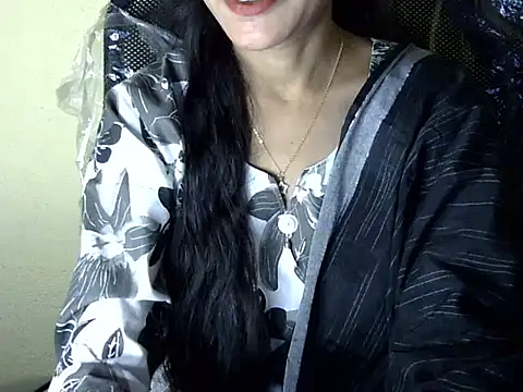 Shazi 1 online show from 12-15-25, 04:33