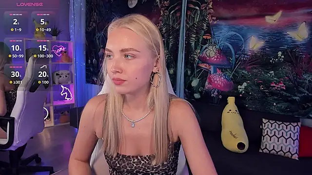 TessaGrays online show from 10-09-25, 10:24