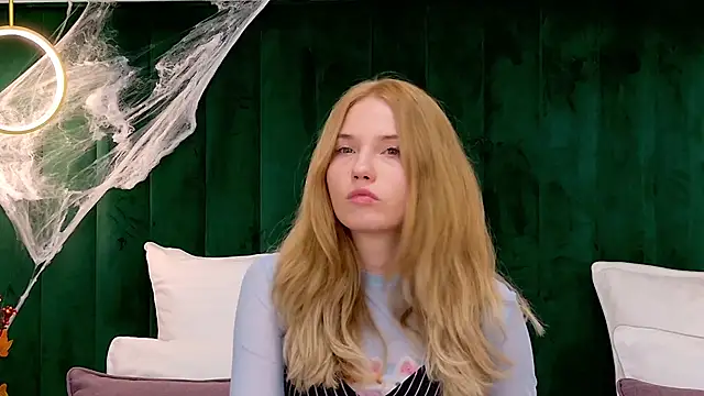 MelissaLiss online show from 10-21-25, 03:02