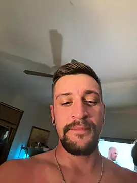 Amatueranon online show from 10-23-25, 04:34