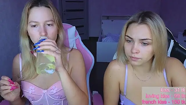 stefany and bettany online show from 10-22-25, 01:00