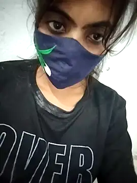 Snapshot of PEEHU-50 chatting on 10-21-25, 01:56 PEEHU-50 online show from 10-21-25, 01:56