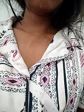 Snapshot of PEEHU-50 chatting on 10-23-25, 01:27 PEEHU-50 online show from 10-23-25, 01:27