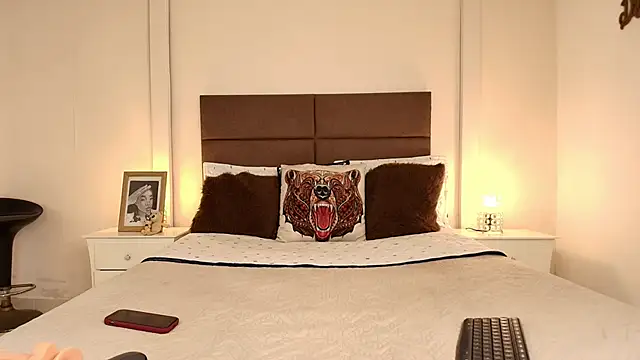 NatashaTaylor online show from 03-09-26, 01:26