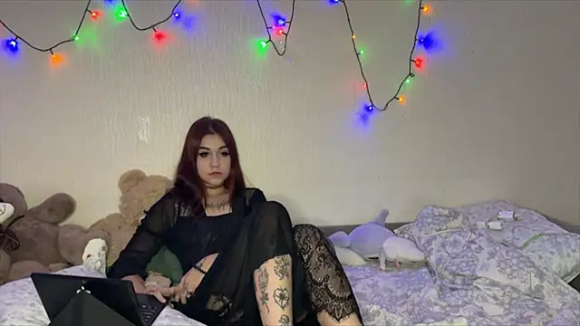 Jane Amour online show from 10-16-25, 03:57