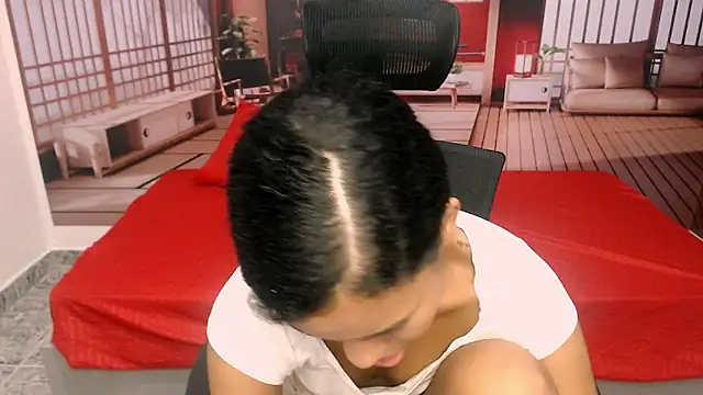 Tainara ebony online show from 10-12-25, 07:02