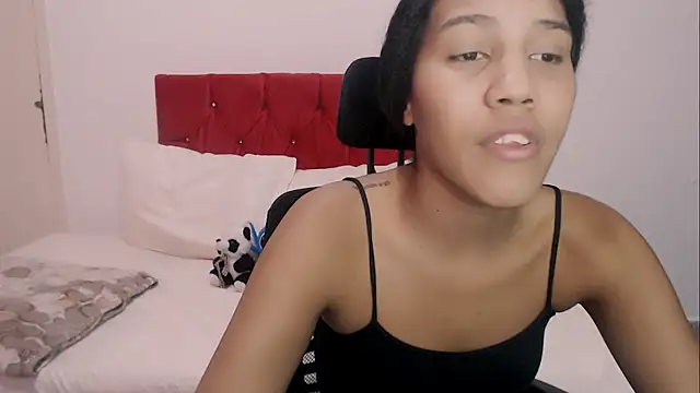 Tainara ebony online show from 10-13-25, 07:14