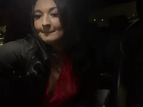 Kinkykylieuk  online show from 10-21-25, 07:47