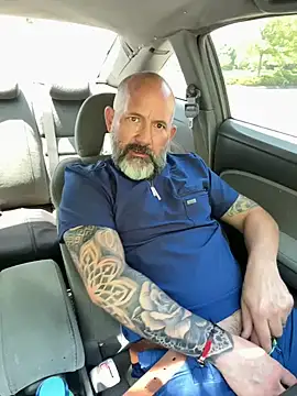 Snapshot of fuckadilf chatting on 05-12-26, 04:26 fuckadilf online show from 05-12-26, 04:26