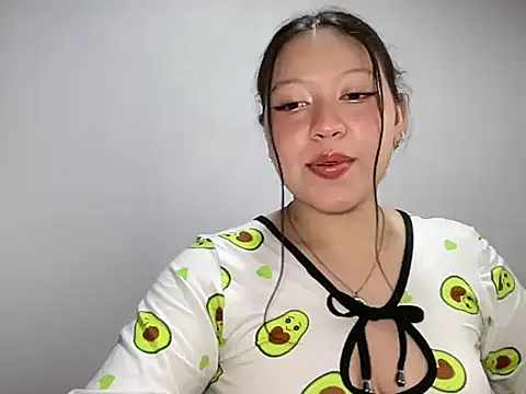 Rachel James   online show from 12-19-25, 09:55