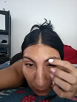 Lucyfoox online show from 10-04-25, 03:43