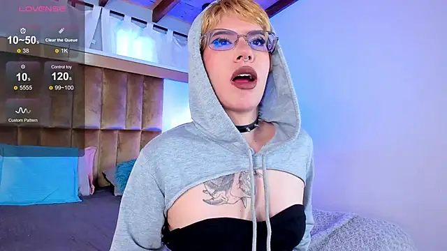 SamyShark online show from 10-08-25, 01:53