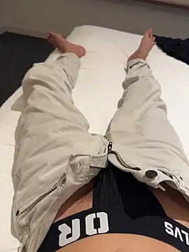 HenryLee1983-cums online show from 11-26-25, 02:40