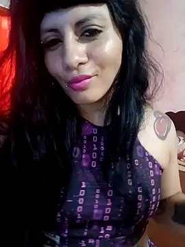 Snapshot of majito30 chatting on 10-15-25, 01:55 majito30 online show from 10-15-25, 01:55