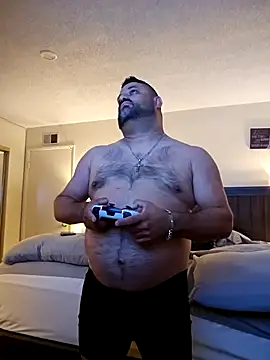 Roddog18 online show from 11-20-25, 03:07