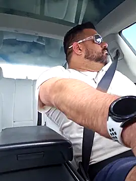 Roddog18 online show from 02-06-26, 07:06