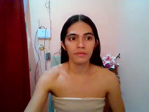 Snapshot of sweet_yummy69 chatting on 01-11-26, 10:48 sweet yummy69 online show from 01-11-26, 10:48