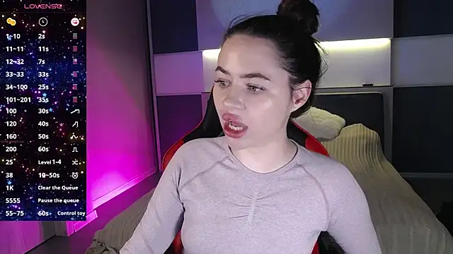 AlmaryKim online show from 12-11-24, 03:26