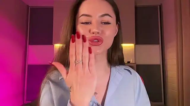 AlmaryKim online show from 01-21-25, 07:39