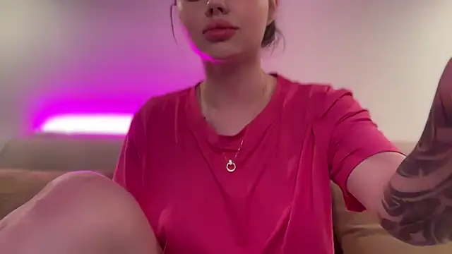 AlmaryKim online show from 09-29-25, 08:02