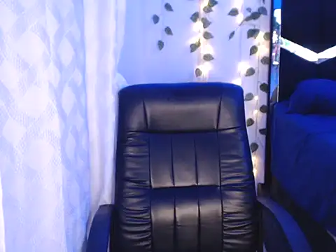 Snapshot of monster_Dickdr chatting on 09-30-25, 04:50 monster Dickdr online show from 09-30-25, 04:50