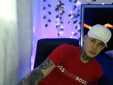 Snapshot of monster_Dickdr chatting on 09-30-25, 06:24 monster Dickdr online show from 09-30-25, 06:24