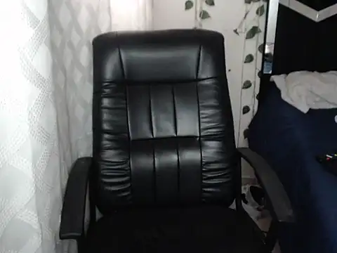 Snapshot of monster_Dickdr chatting on 10-31-25, 03:02 monster Dickdr online show from 10-31-25, 03:02